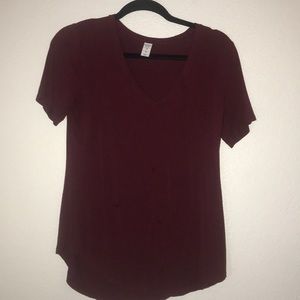 Maroon tee
